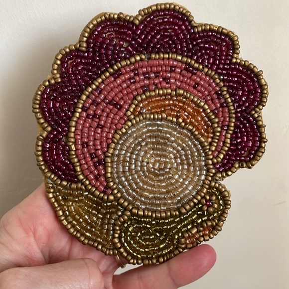 •| beaded coasters - Picture 2 of 11